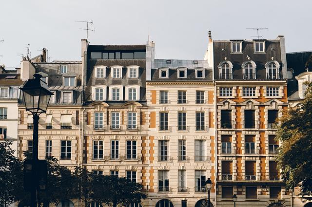 John Towner / Unsplash Paris